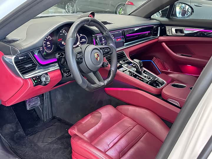 Фото 4 - Porsche Panamera