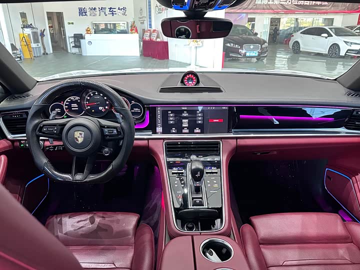 Фото 5 - Porsche Panamera