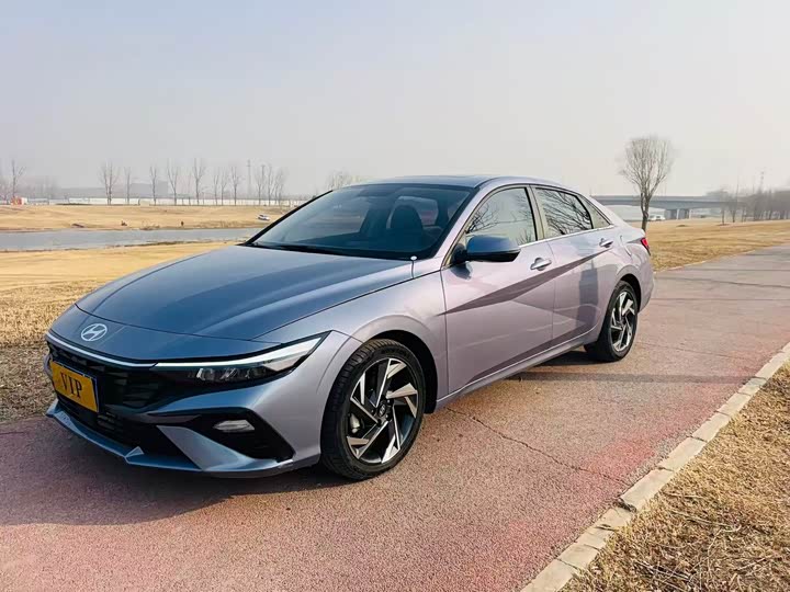 Фото 1 - Hyundai Elantra N line