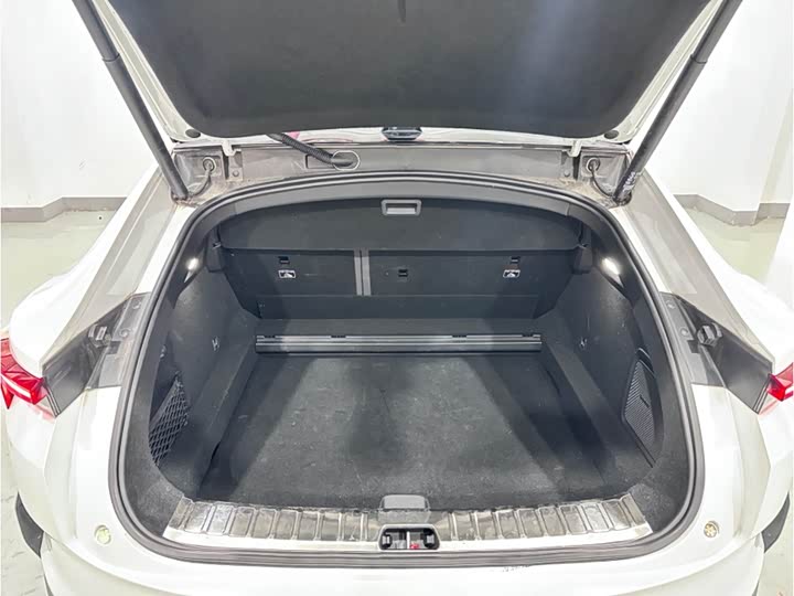 Фото 6 - Polestar 4