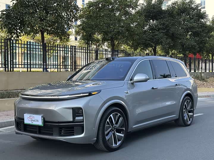 Фото 1 - LiXiang L9