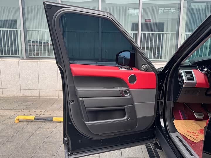 Фото 8 - Land Rover Range Rover Sport