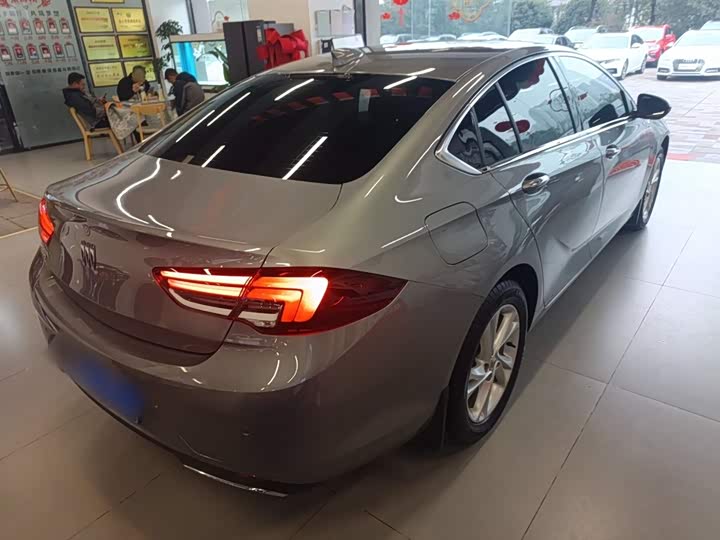 Фото 7 - Buick Regal