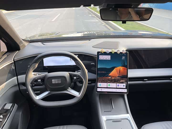 Фото 7 - Geely Galaxy L7