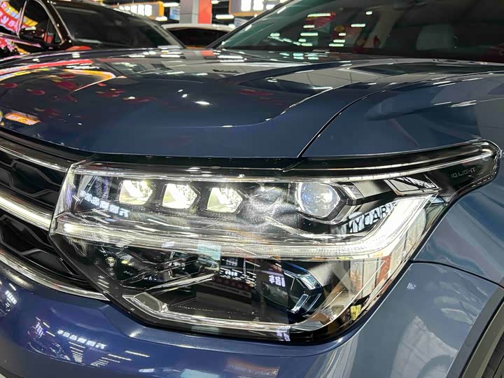 Фото 4 - Volkswagen Tharu