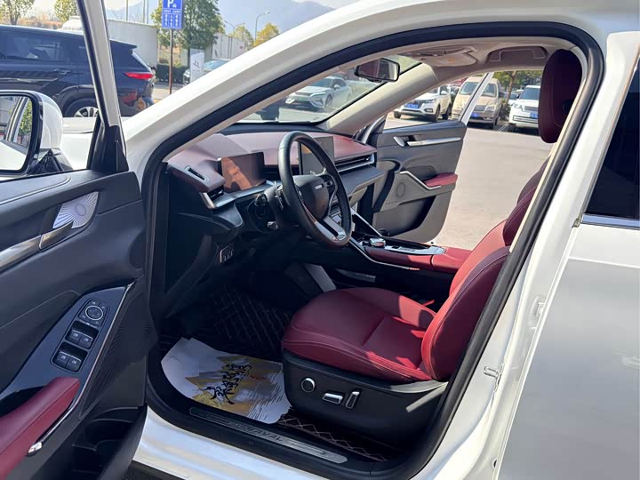 Фото 8 - Haval H6