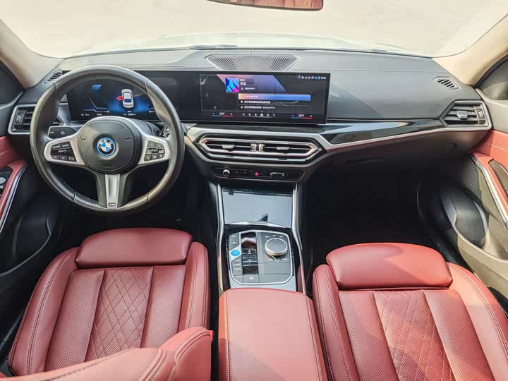 Фото 9 - BMW i3