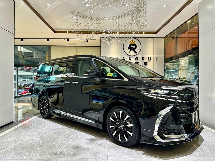 Фото 3 - Toyota Alphard
