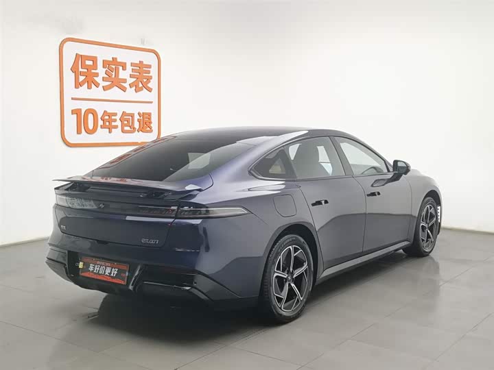 Фото 2 - Dongfeng Yipai eπ 007