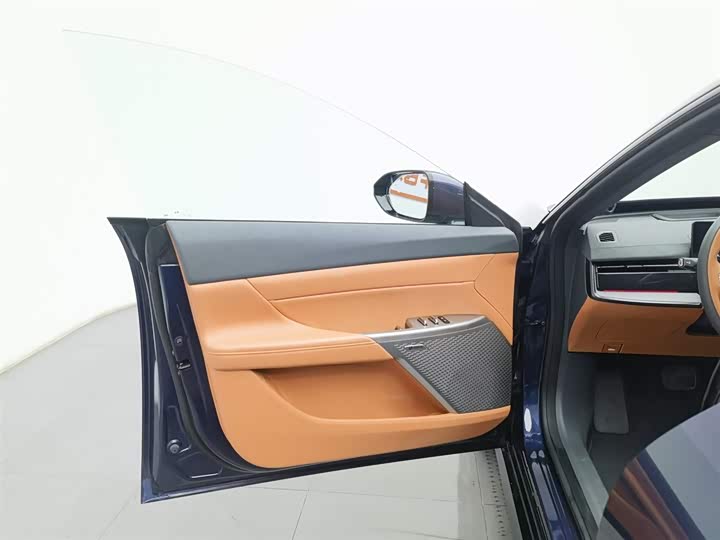 Фото 8 - Dongfeng Yipai eπ 007