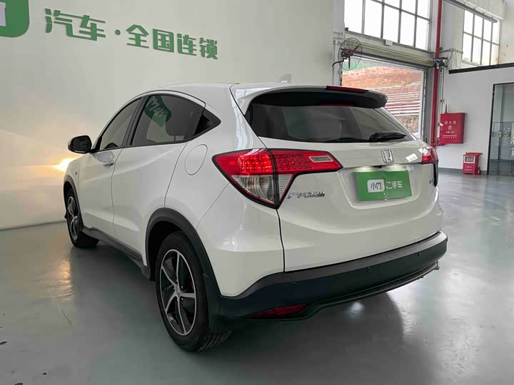 Фото 6 - Honda Vezel