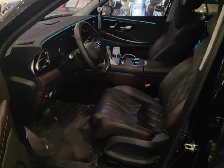 Фото 9 - Exeed VX