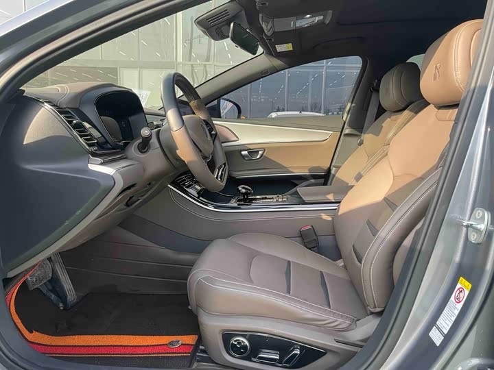 Фото 6 - BYD Han