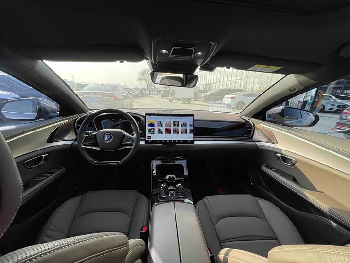 Фото 7 - BYD Han