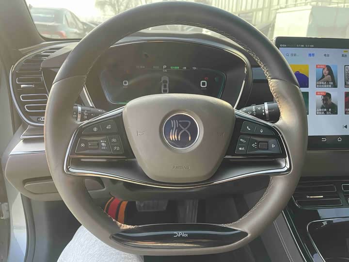 Фото 8 - BYD Han