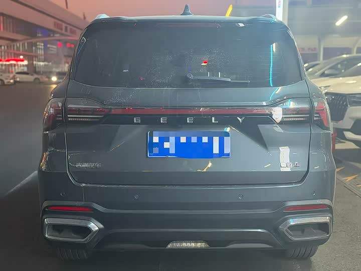 Фото 8 - Geely Okavango L