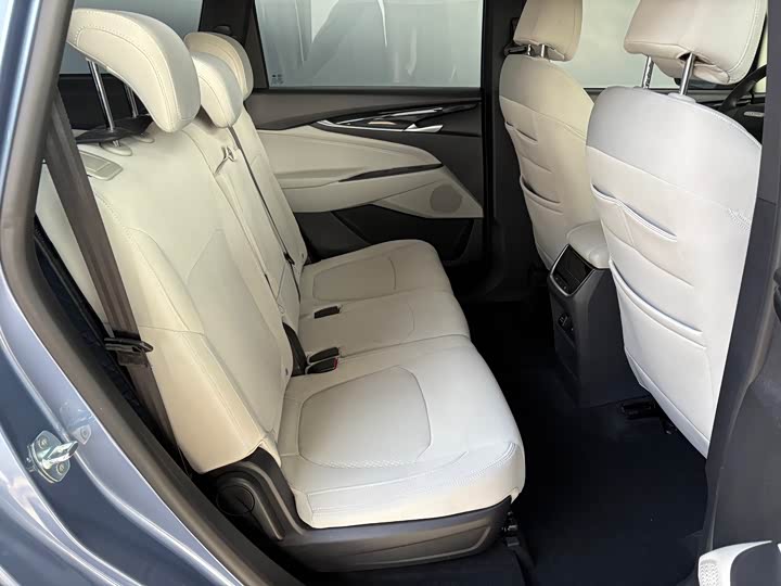 Фото 6 - Maxus G50