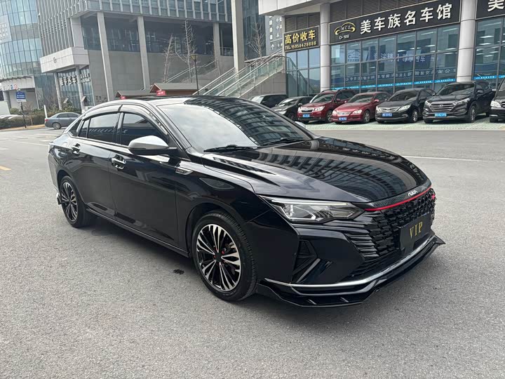 Фото 2 - Dongfeng Aeolus Yixuan Max