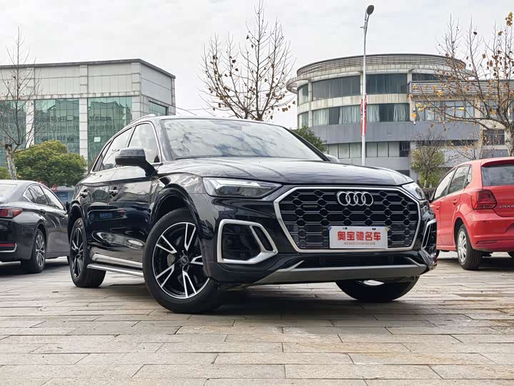 Фото 3 - Audi Q5L