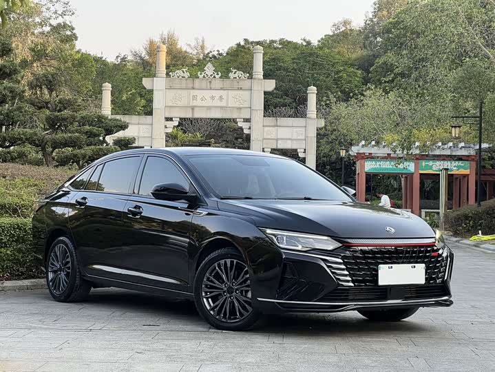 Фото 3 - Dongfeng Aeolus Yixuan Max