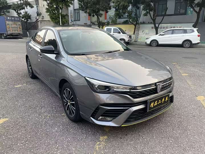 Фото 3 - Roewe i5