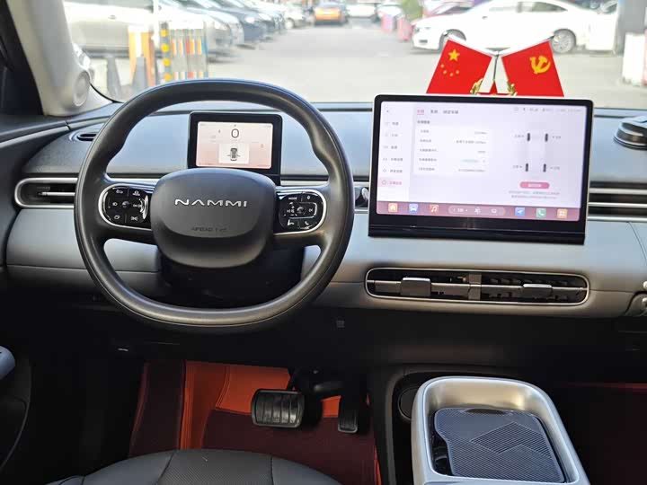 Фото 9 - Dongfeng Nammi 01