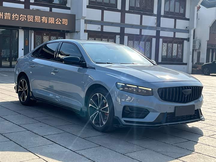 Фото 3 - Geely Preface