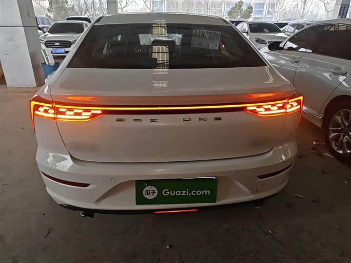 Фото 6 - Bestune B70