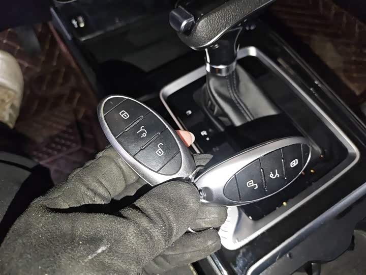 Фото 9 - Bestune B70