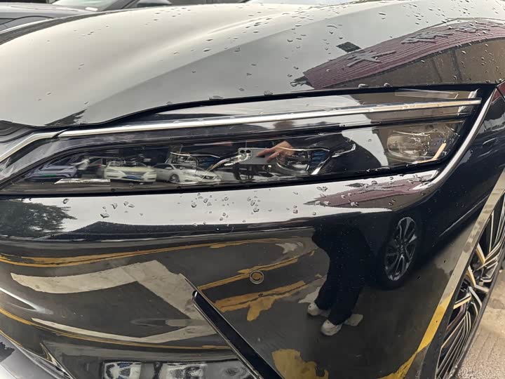 Фото 4 - BYD Han