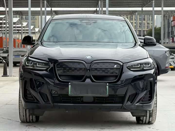 Фото 2 - BMW iX3