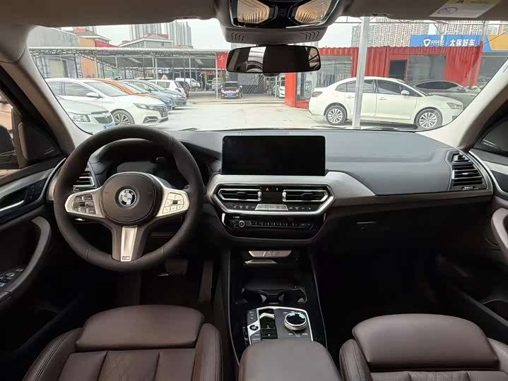 Фото 6 - BMW iX3