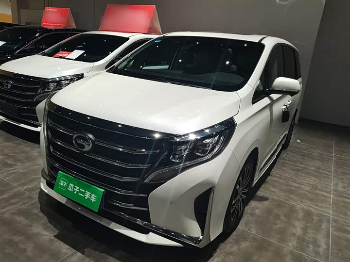 Фото 1 - GAC Trumpchi M8
