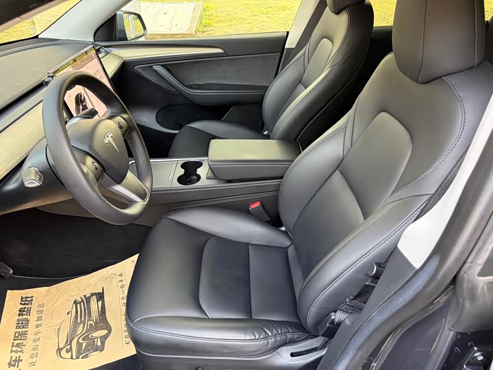 Фото 9 - Tesla Model Y