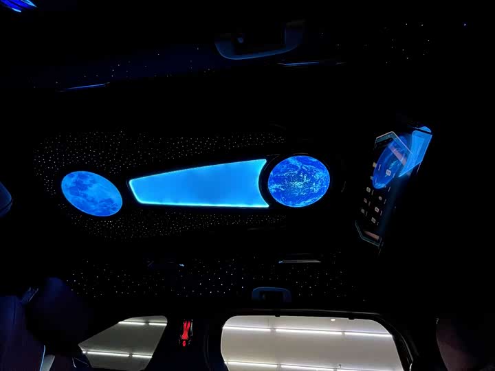 Фото 16 - Toyota Sienna