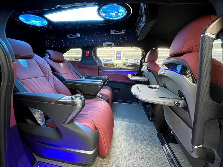 Фото 23 - Toyota Sienna