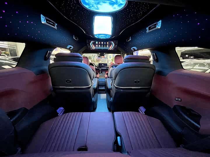 Фото 32 - Toyota Sienna