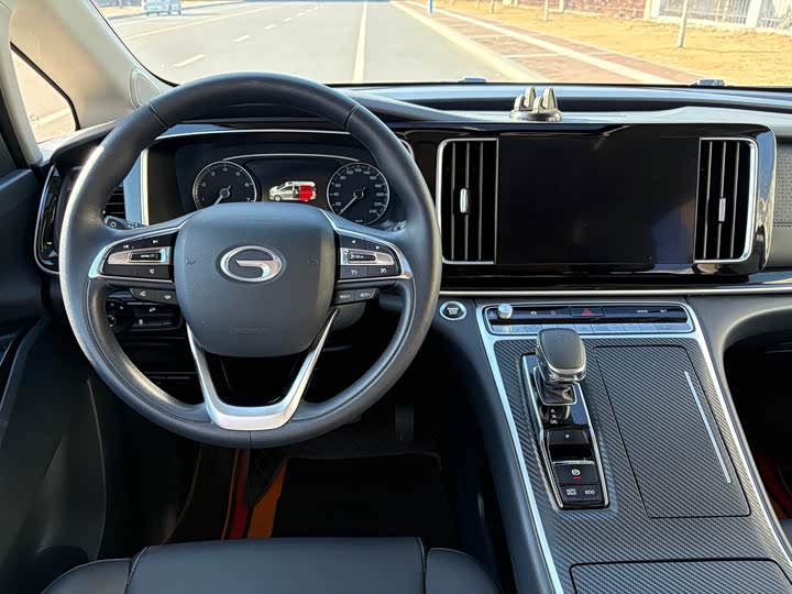 Фото 9 - GAC Trumpchi M8