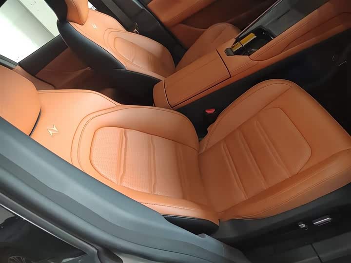 Фото 4 - Dongfeng Yipai eπ 007