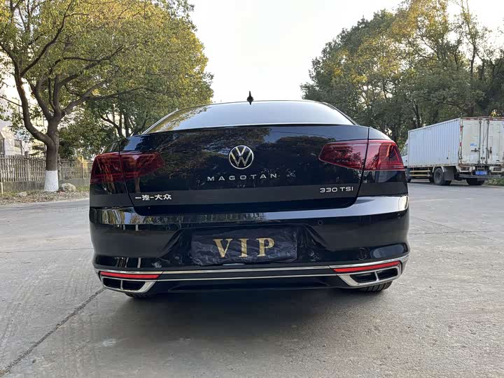 Фото 5 - Volkswagen Magotan