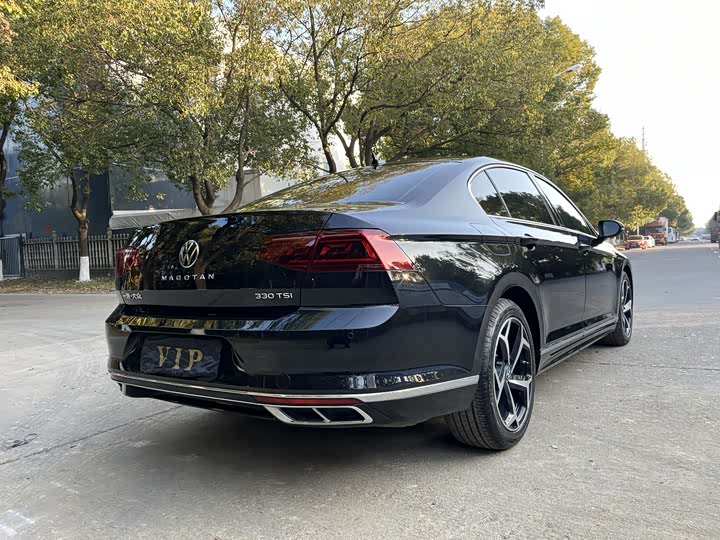 Фото 6 - Volkswagen Magotan