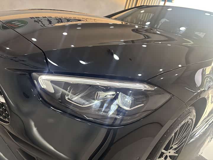 Фото 9 - Mercedes-Benz C-Class