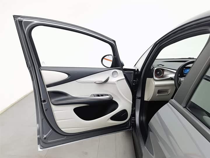 Фото 8 - BYD Dolphin