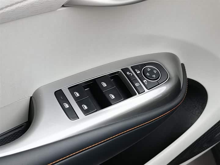 Фото 9 - BYD Dolphin