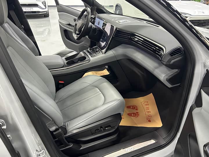 Фото 4 - Nio ES6