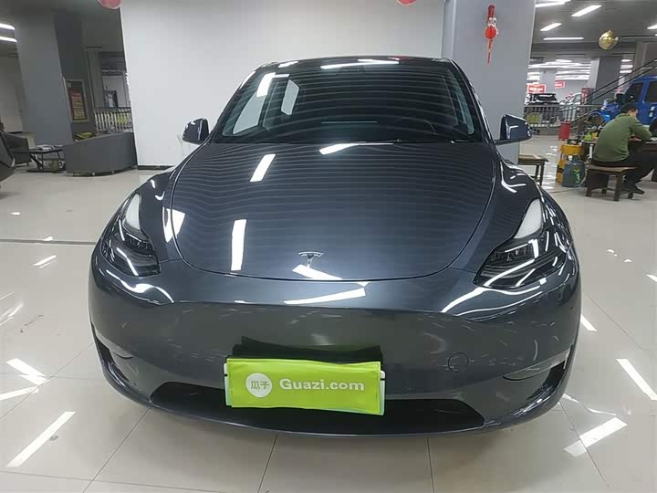 Фото 3 - Tesla Model Y