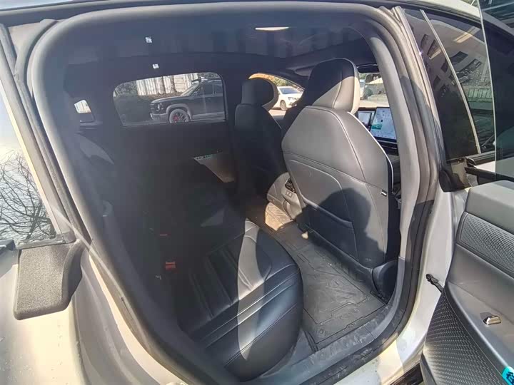 Фото 7 - Dongfeng Yipai eπ 007