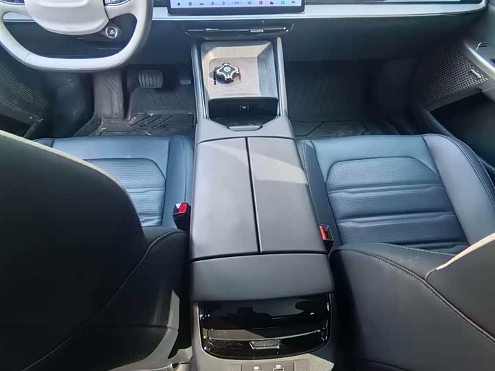 Фото 8 - Dongfeng Yipai eπ 007