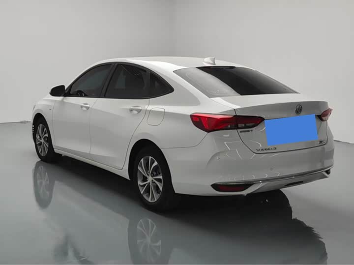 Фото 4 - Buick Verano