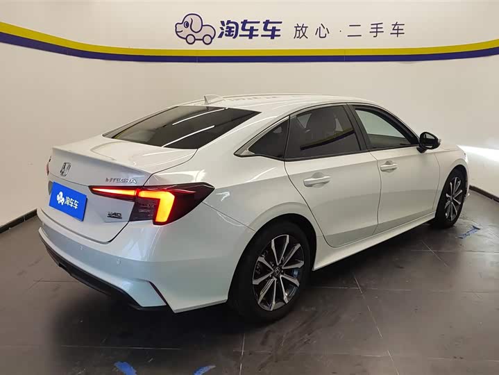 Фото 3 - Honda Integra